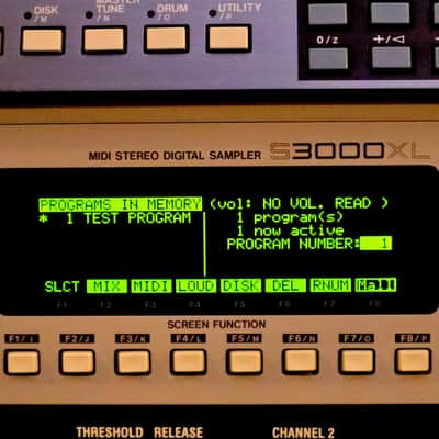 Akai S 3000 Serie LED Display Lemon/Black