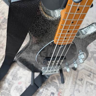 Sire Z3 4/SPBK Marcus Miller 4-string Sparkle Black image 4
