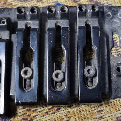 5 string bass bridge for parts image 1