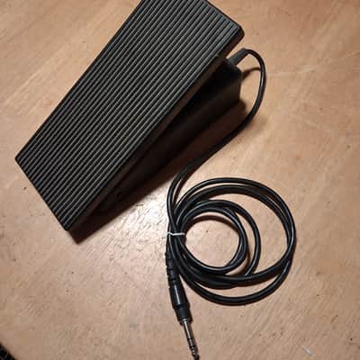 Yamaha CS 50 60 80 expression pedal 70's ?