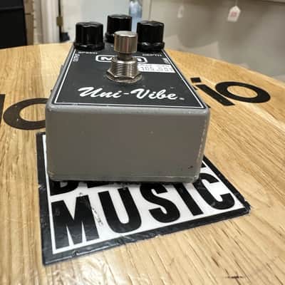 MXR M68 Uni-Vibe Chorus/Vibrato Pedal image 7