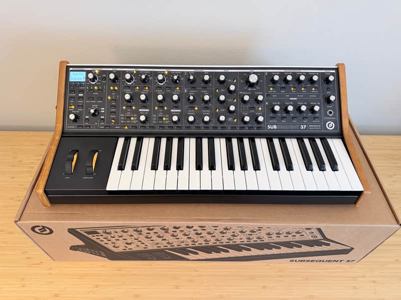Moog Subsequent 37 Analog Synth 2017 - Present - Black image 1