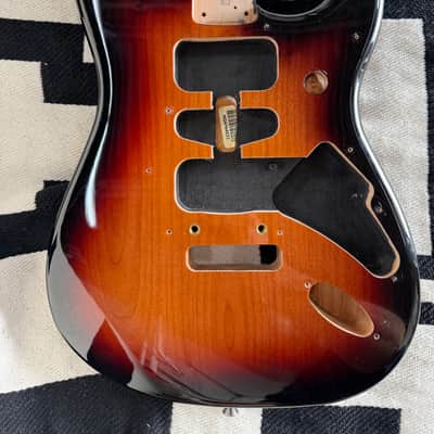 Fender Player Stratocaster Strat Body Alder 2019 Sunburst