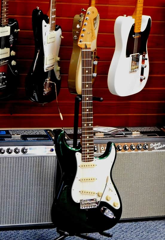 2025 Fender Player II Stratocaster Limited-Edition Electric Guitar w/Gig Bag! British Racing Green! VERY NICE!!!