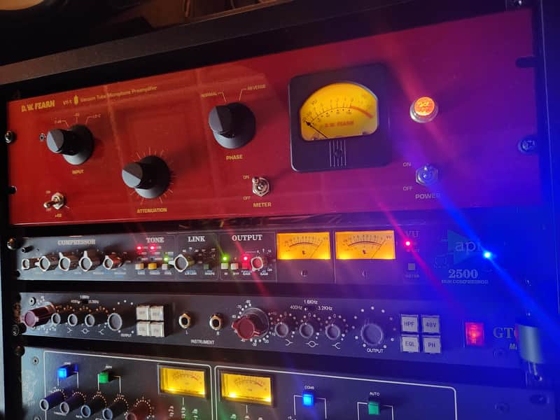 D.W. Fearn VT-1 Single Channel Tube Mic Preamp 2022 - Red image 1
