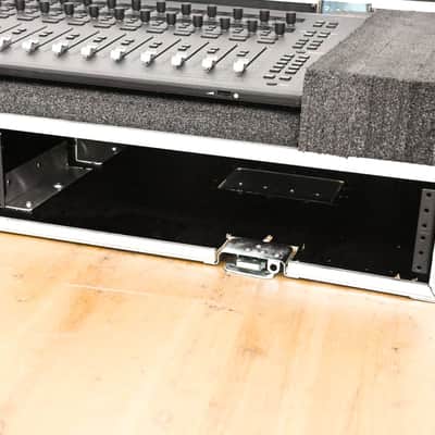 AVID S3 16-Fader Control Surface w/ E3 Engine and Road Case CG013BD image 8