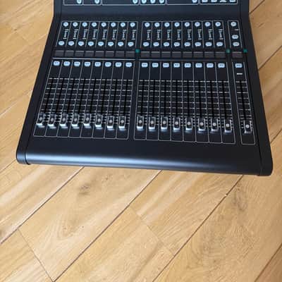 Midas M32R LIVE Digital Mixing Console 2018 - Present - Black image 1