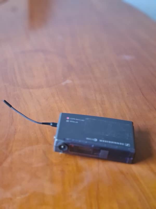 Sennheiser Sennheiser SK500 G1 Bodypack Transmitter – 790–822 MHz – Pro Grade – Built Like a Tank image 1