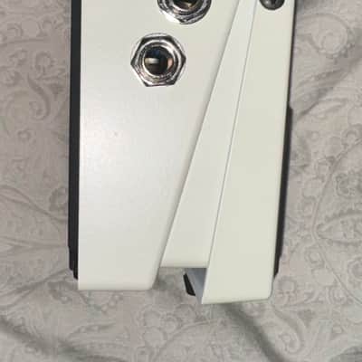 Boss NS-2 Noise Suppressor (Silver Label) 1989 - Present - White image 4