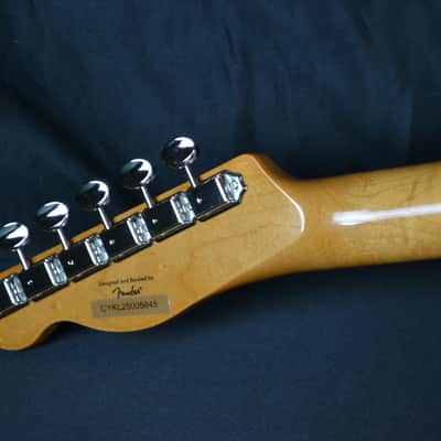 Squier Custom Classic Vibe Telecaster with Bigsby SH 2025 - Lake Placid Blue image 7