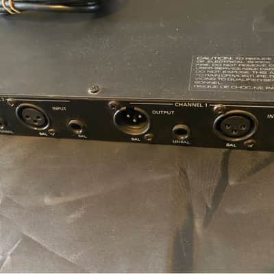 DBX EV EQ-215 Stereo Graphic Equalizer image 3