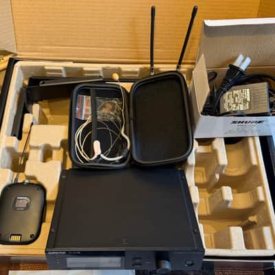 Shure SLXD14/153T Headset Wireless Microphone System, J52 Band image 2