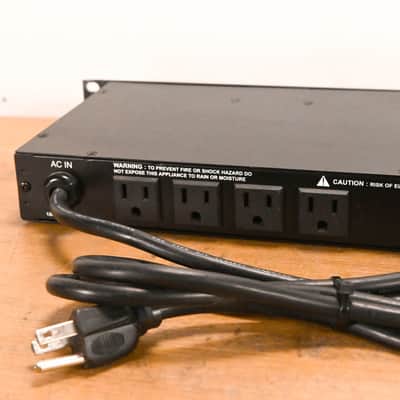 ART SP-4x4 Rackmount 8 Outlet Power Conditioner w/ Voltmeter & Lights CG010DV image 9