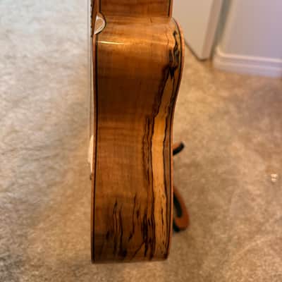 Hozen Green Label German Spruce/Spalted Maple Tenor Ukulele 2026 image 11