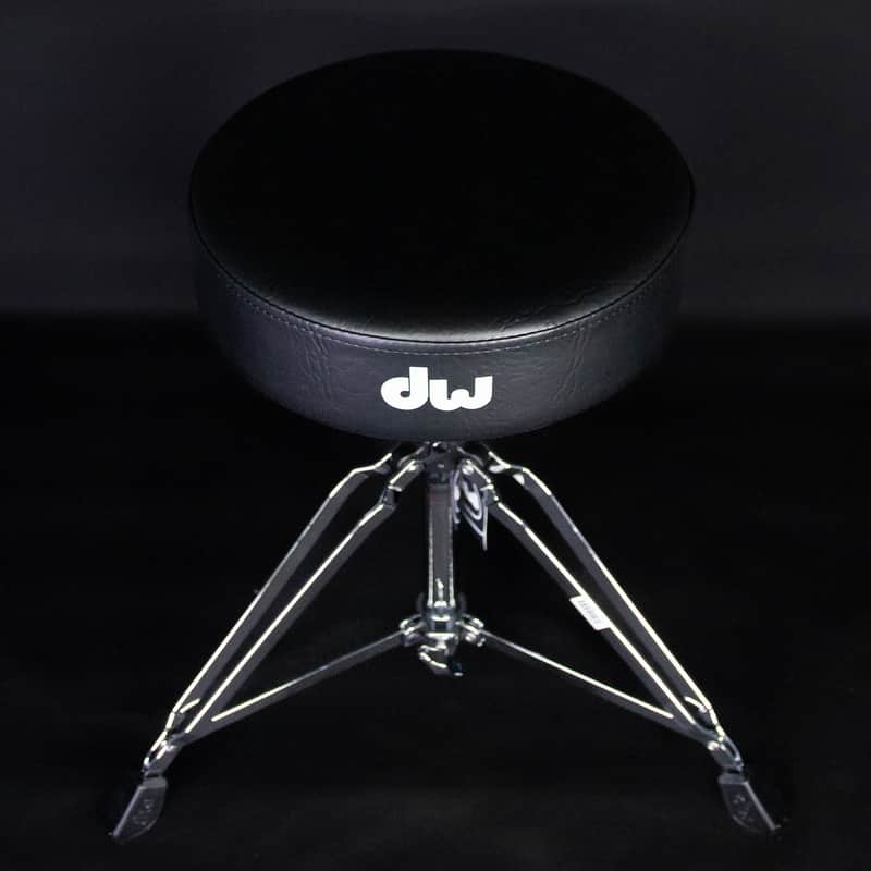 DW DWCP3100 Round Top Throne image 1