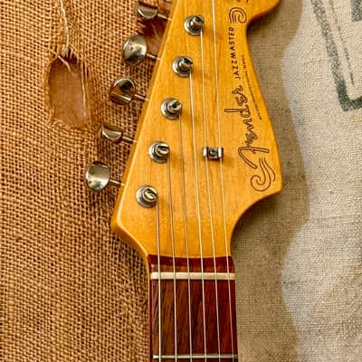 Fender MIJ Classic 60's Jazzmaster 2015 - Vintage White image 3