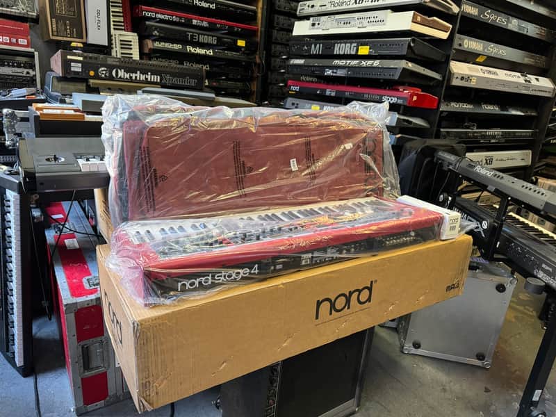 Nord Stage 4 HA73 Hammer Action 73-Key Digital Piano