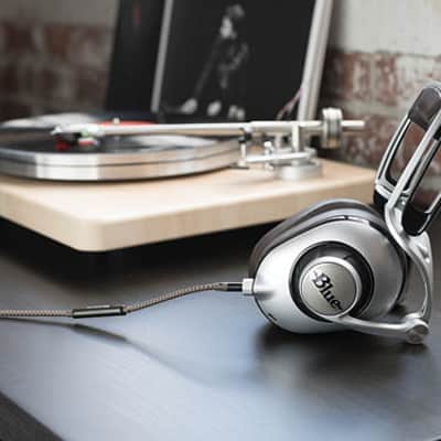 Blue Ella Planar Magnetic Headphone with Built-In Audiophile Amp image 2