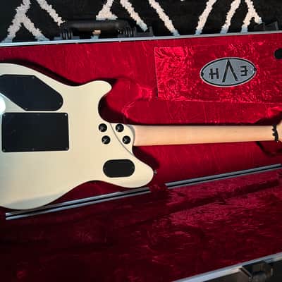 EVH Wolfgang® Special, Ebony Fingerboard, Ivory - Gloss urethane image 3