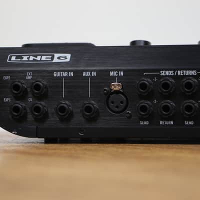 Line 6 Helix Floor Multi-Effects Guitar Processor image 9