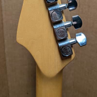 Fender MIM Standard Stratocaster Electric Guitar image 6