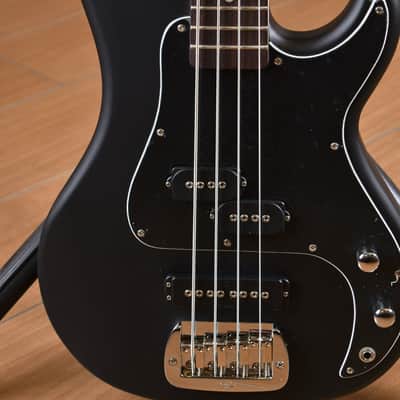 G&L Tribute Series SB-2 Rosewood Fingerboard Black Frost image 6