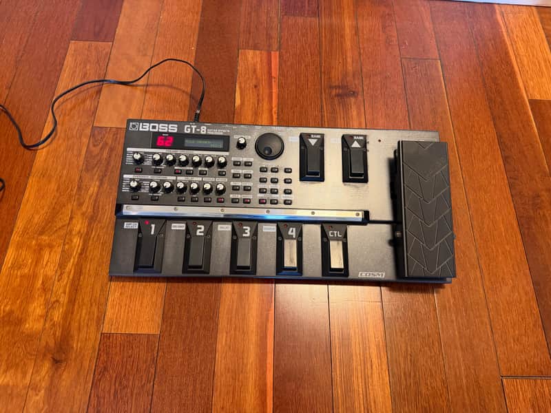 Boss GT-8 Guitar Effects Processor | Reverb