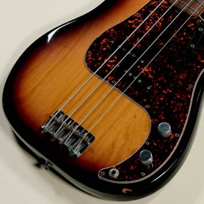 FENDER USA American Vintage '62 Precision Bass 3-Color Sunburst [V112689] (06/08) image 7