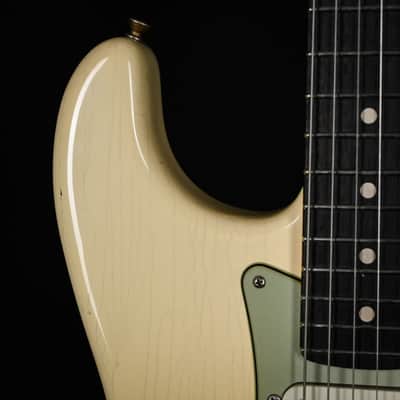 Fender Custom Shop '62 Stratocaster HSS w/ Alder Body, Relic- Vintage White 2026 (R152070) image 14