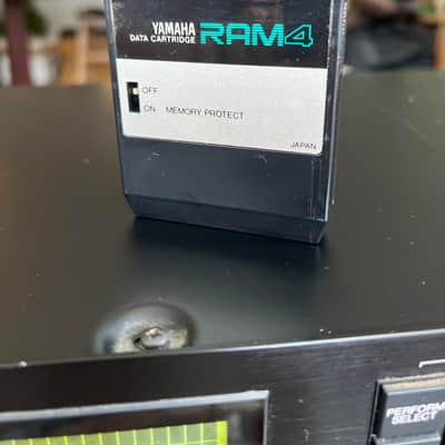 Yamaha TX802 - Rich FM Sounds of the Famous DX7 image 3