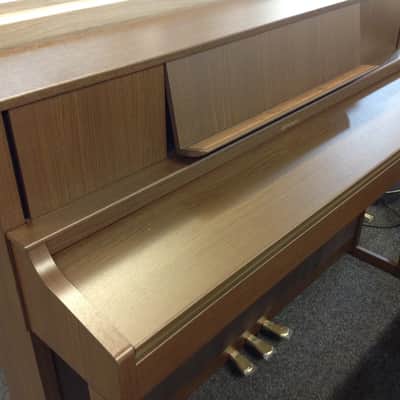ROLAND LX7 Digital Piano, Brown Walnut - Includes warranty and delivery image 3