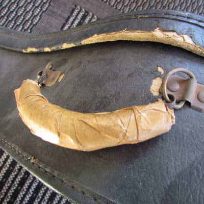 Geib Guitar Case Late 30's Early 40's Repair Project Beat To Crap Then Beat Again Vintage Geib Case image 5