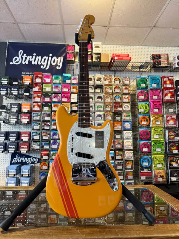 Fender Vintera II '70s Competition Mustang with Rosewood Fretboard 2023 - Present - Competition Orange