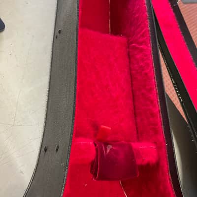 Gibson D Size chipboard case 1970,s - Black/red lining image 3
