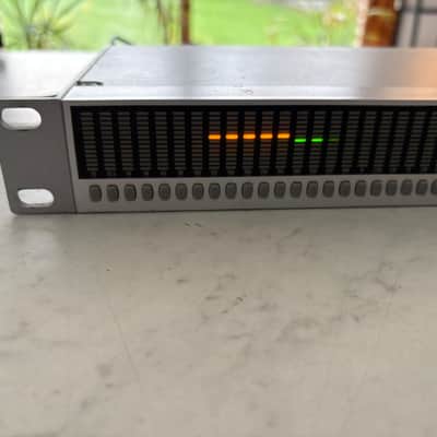Alesis DEQ230 Equalizer image 2