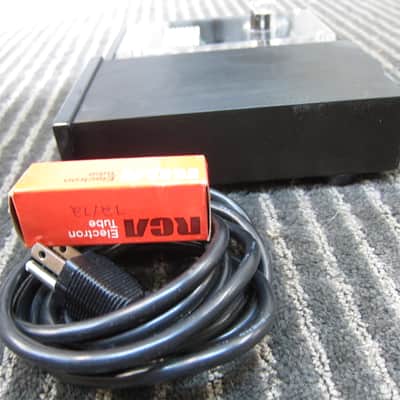 Hifiman EF-5 Hybrid Tube Headphone Amp  RCA, NICE, Powerful DY-1 Upper Line Power Supply,, RCA Vintage Tube, NICE - Black image 3