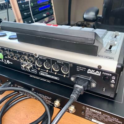 Akai MPC 1000 with new boards and switch’s image 9