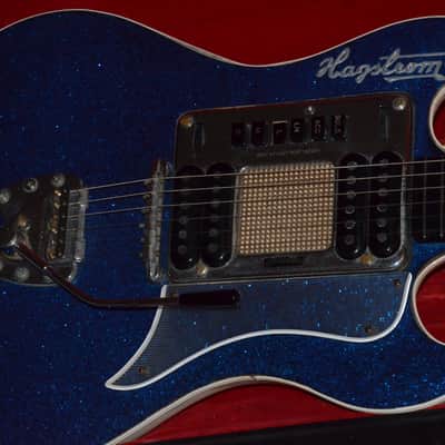 Hagstrom Hagström De Luxe Batman=real vintage1960=seen in J.Jarmusch's film 'Only Lovers Left Alive' image 13