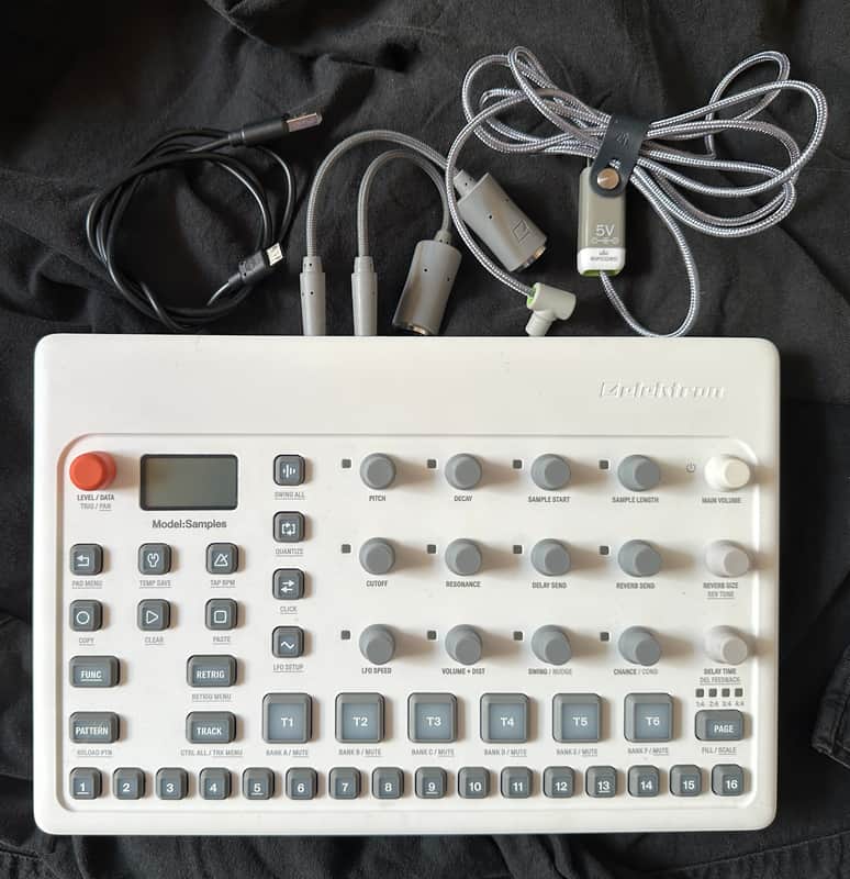 Elektron Model:Samples 2019 - 2020 - White image 1