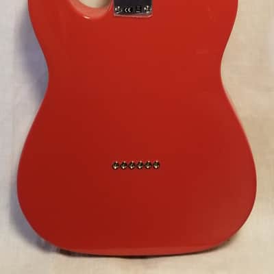 Fender Noventa Telecaster Electric Guitar, Maple Fingerboard, Fiesta Red W/Deluxe Gig Bag image 10