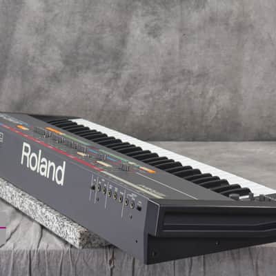 Roland JUNO-106 Programmable Polyphonic Synthesizer in Very Good condition image 15