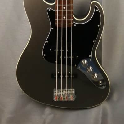 FENDER Jazz Bass Aerodyne AJB-DLX 2007 - Dolphin Grey - Japan Import image 1