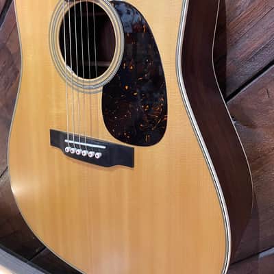 2022 Martin D-28 Satin, Natural image 3
