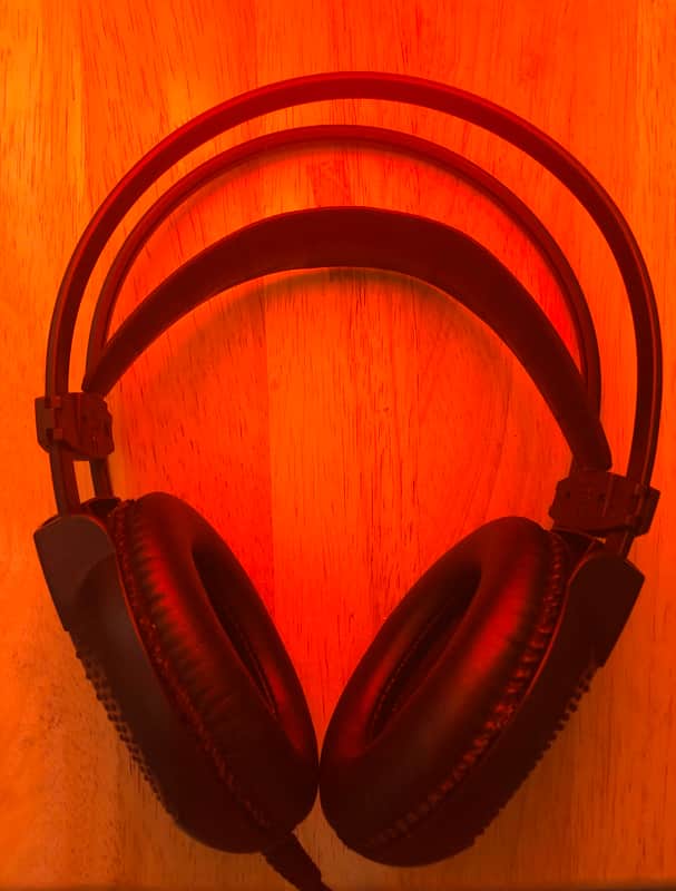 AKG K44 Perception image 1