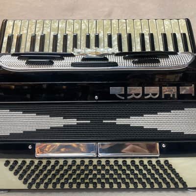 MONTERREY 2-REED ACCORDION #MWK611 image 3