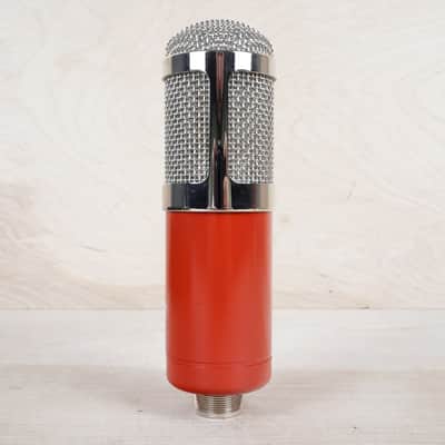 MXL 550/551R Ensemble Condenser Mic Recording Kit Red/Chrome w/ Case image 10