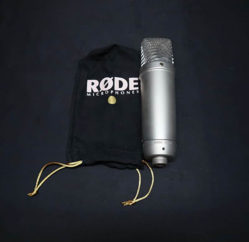 RODE NT1-A Large Diaphragm Cardioid Condenser Microphone 2002 - Present - Silver image 1