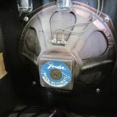 Fender 1975 Musicmaster Bass Amplifier image 4