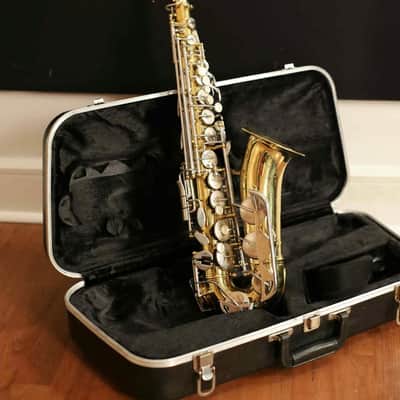 Conn Selmer Alto Selmer M20 Alto w/case - Used Saxophone w/case image 1