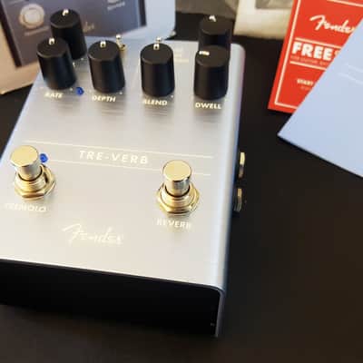 Fender Tre-Verb Tremolo/Reverb 2019 - Present - Blue image 10
